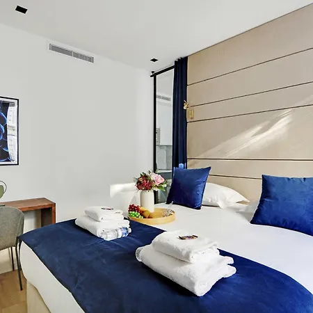 Apartment Luxury In The Heart Of - 1br-4p - Bourse
